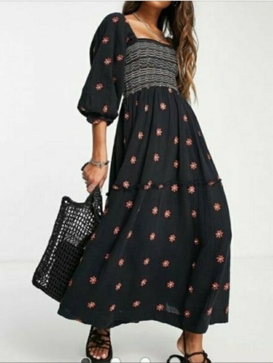 Free People Dresses & Skirts - Free People Dahlia Embroidered Maxi Dress Black Combo Smocked Size Medium